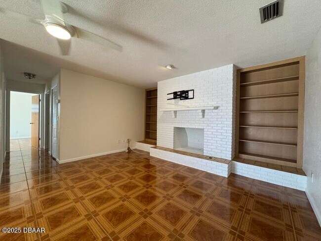 Building Photo - 4350 Candlewood Ln