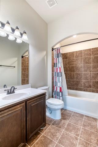 Building Photo - 8801 Cassidy Ln