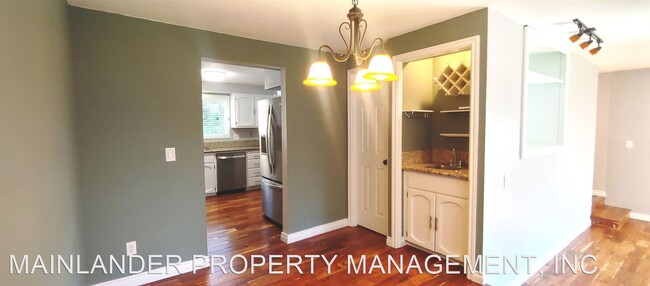 Building Photo - 3 br, 3.5 bath House - 4308 BOTTICELLI ST....