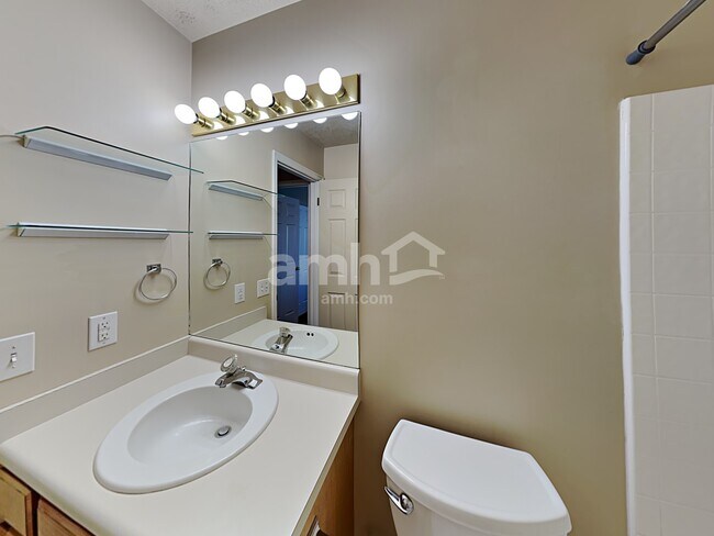 Building Photo - 4716 S 3950 W