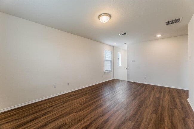 Building Photo - 13709 Vigilance St