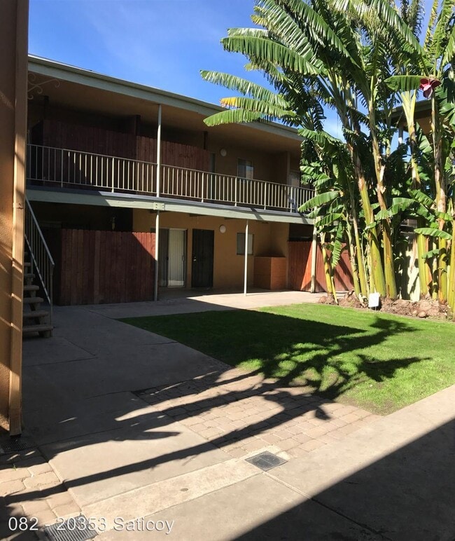 Building Photo - 20353 Saticoy St