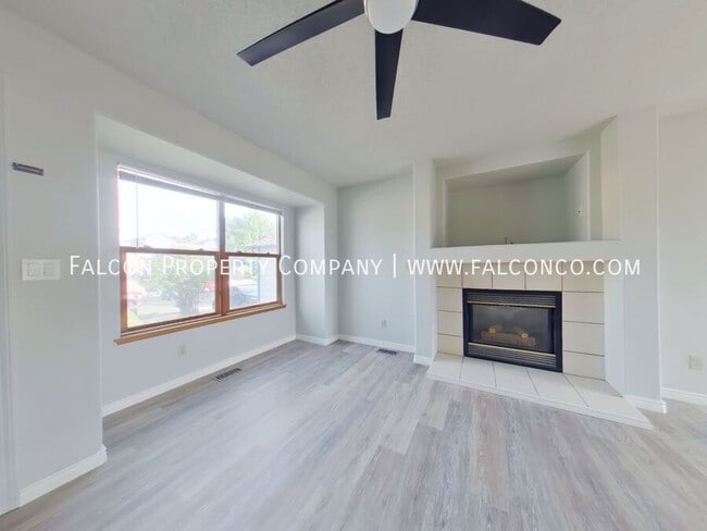 Building Photo - 5982 Corinth Dr