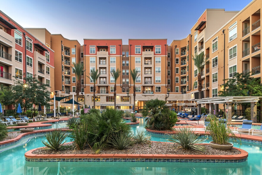 Building Photo - The District on Apache