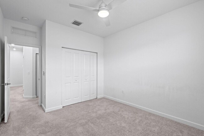 Building Photo - 5515 NW 27th St