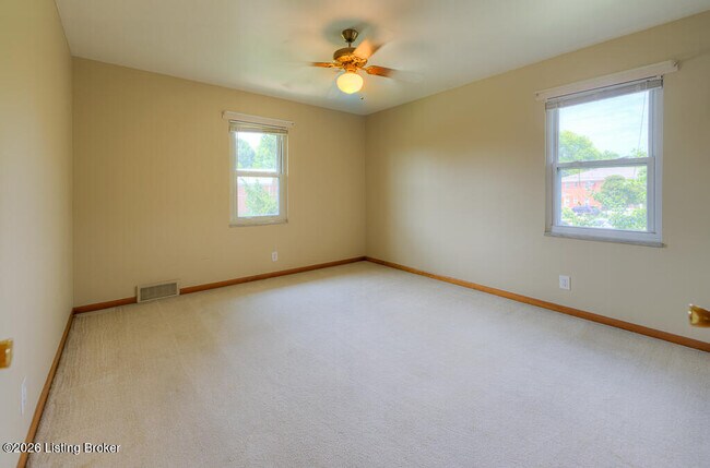 Building Photo - 2713 Riedling Dr