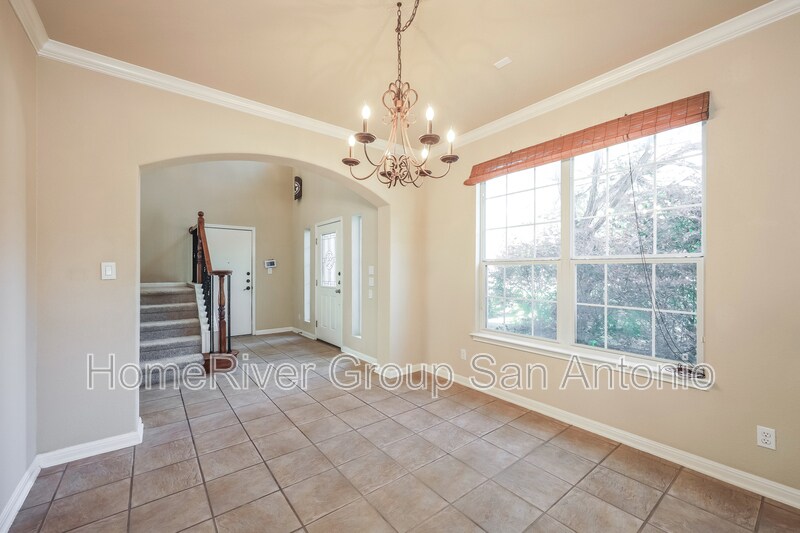 Building Photo - 1226 Golf Canyon