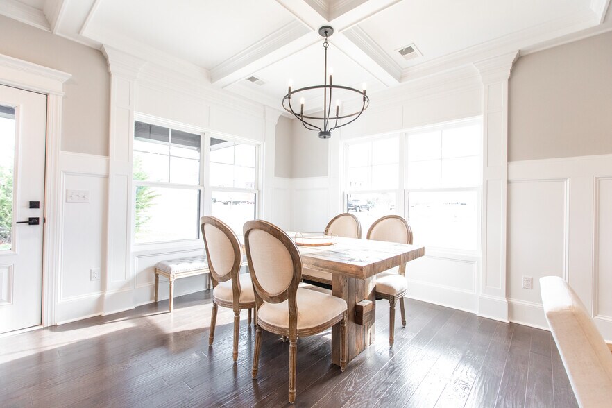 Building Photo - 1008 Easton Ct