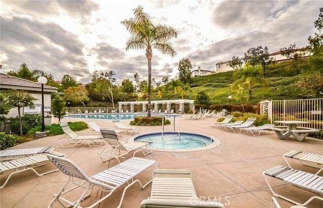 Building Photo - 24747 Montevista Cir
