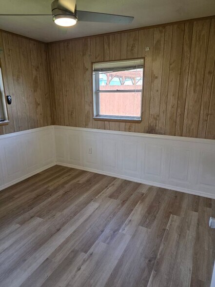 Building Photo - 2910 Zephyr Ln