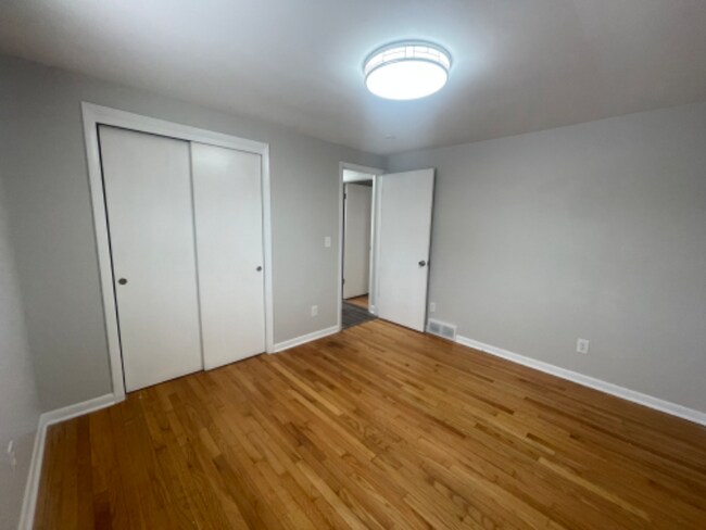 Building Photo - 30 June Dr