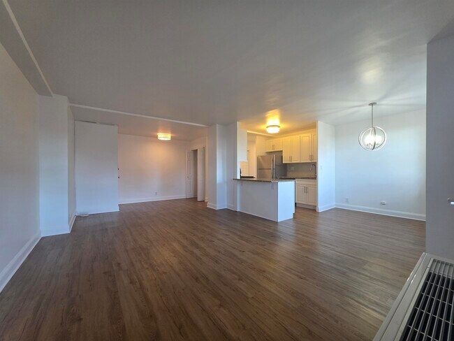 Building Photo - 7100 JFK Blvd E