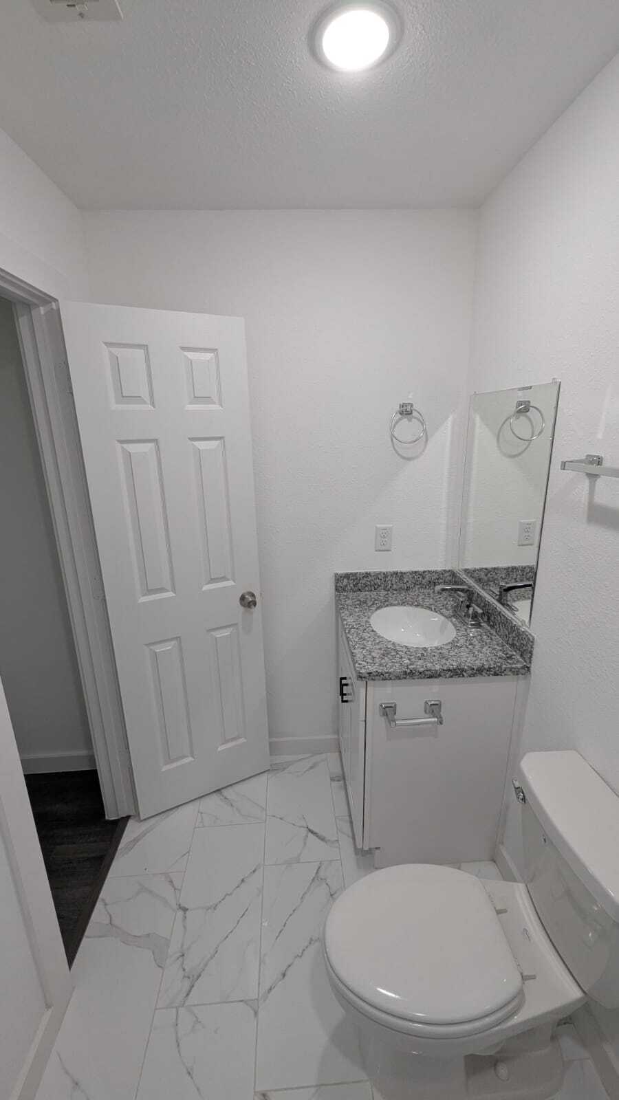 Building Photo - 2310 Wavell St