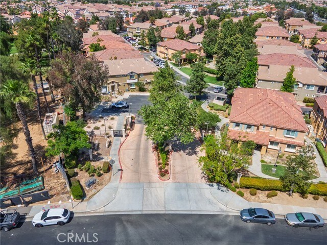 Building Photo - 25892 Iris Ave