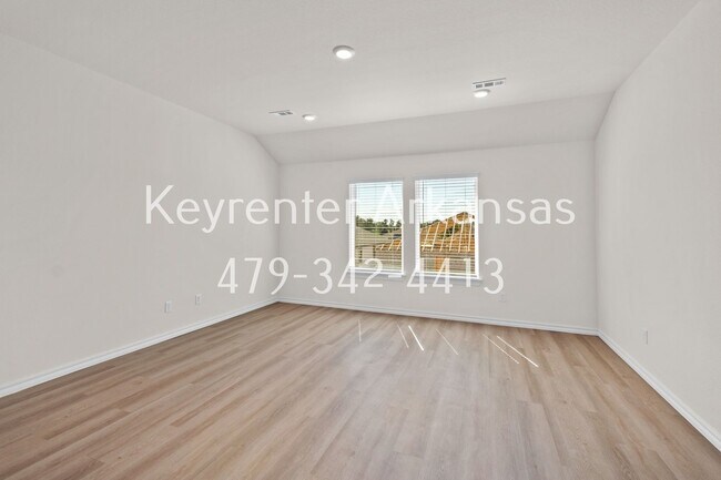Building Photo - Beautiful, Brand New 4/2 in Gentry!