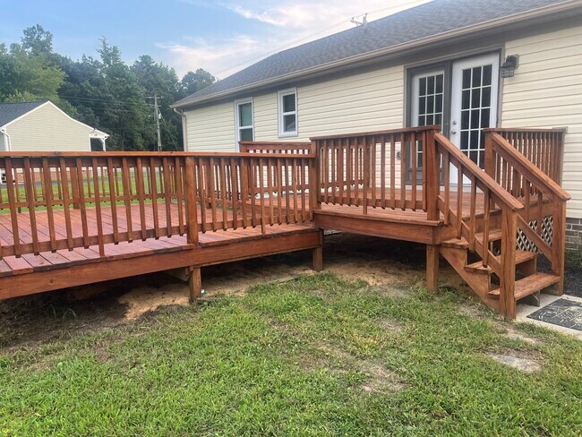 Building Photo - 11425 Walton Lake Rd