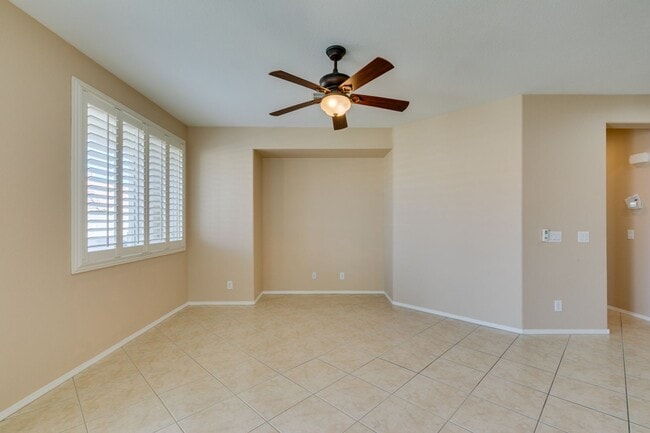 Building Photo - 6290 Majestic Hills Ave