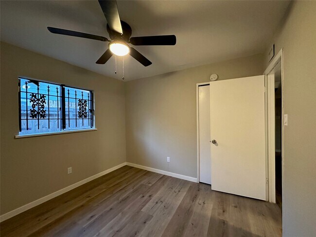 Building Photo - 5651 Condon Ln