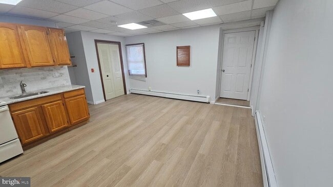 Building Photo - 117 S Warren St