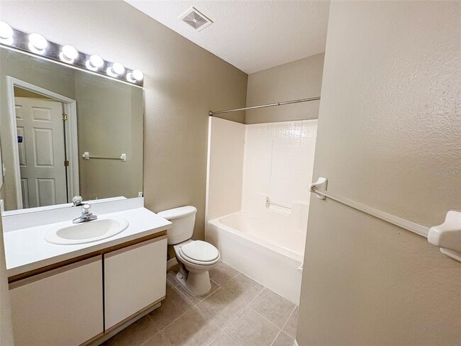 Building Photo - 6019 Portsdale Pl