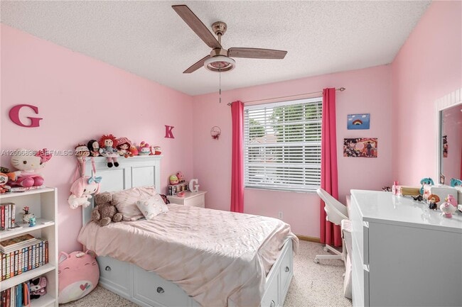 Building Photo - 14972 SW 50th Ct