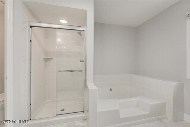 Building Photo - 291 Plum Dr