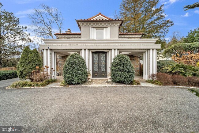 Building Photo - 5306 Bradley Blvd