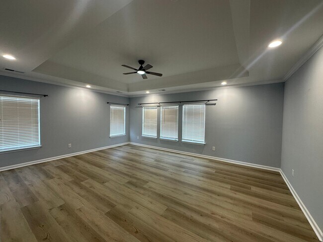 Building Photo - 517 Cardamon Ct