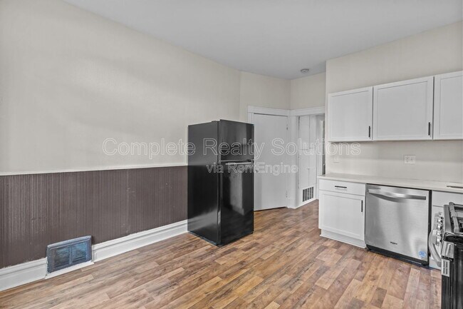 Building Photo - 3402 Dunnica Ave