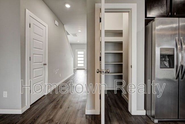 Building Photo - 8921 NW 109th Terrace