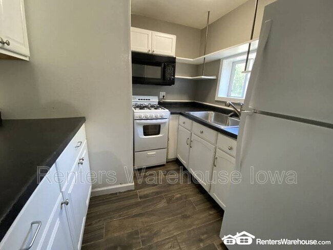 Building Photo - 3916 9th St