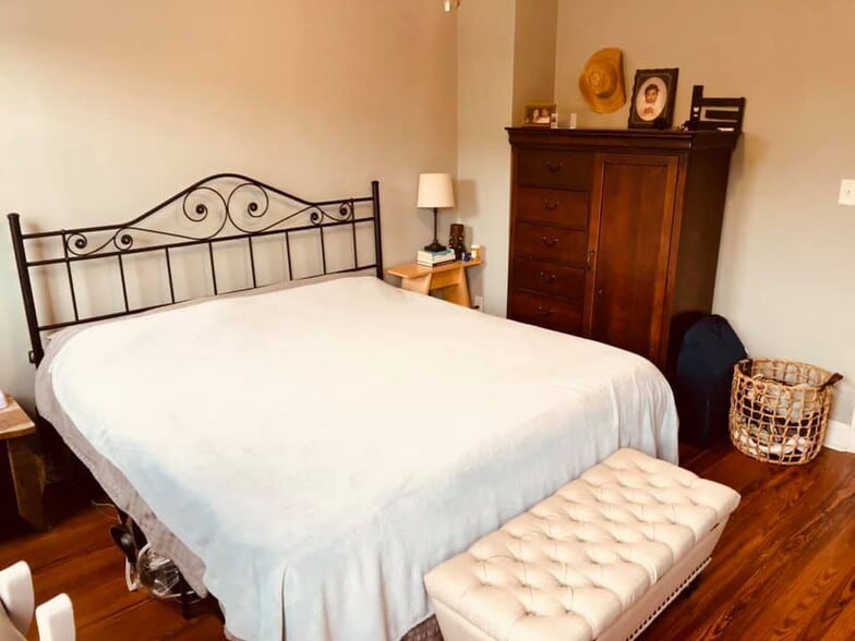 Primary Bed room 1 - 701 W 37th St