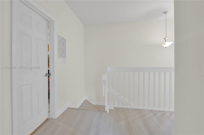 Building Photo - 101 NE 37th Pl