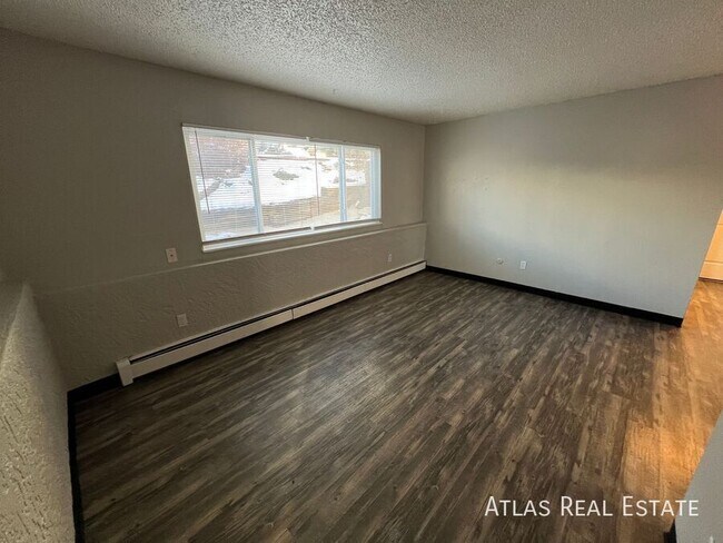 Primary Photo - 415 St Vrain Pl