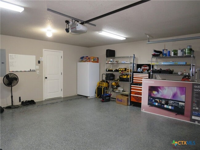 Building Photo - 9805 Kaitlyn Dr