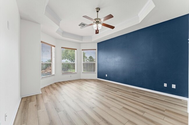 Building Photo - 13402 Great Creek Dr