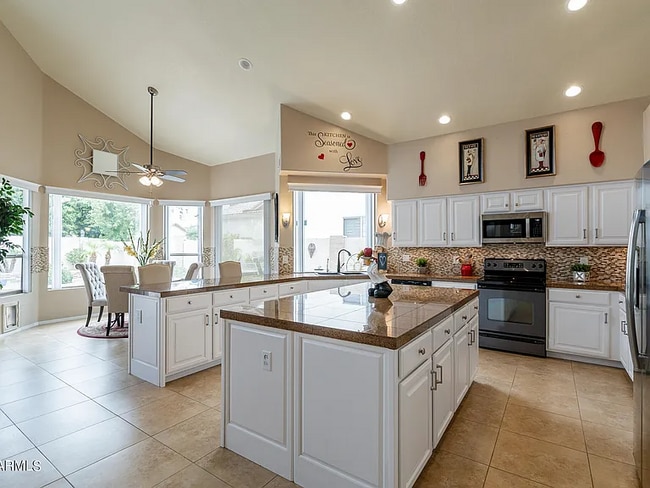 Building Photo - 6844 E Milagro Ave