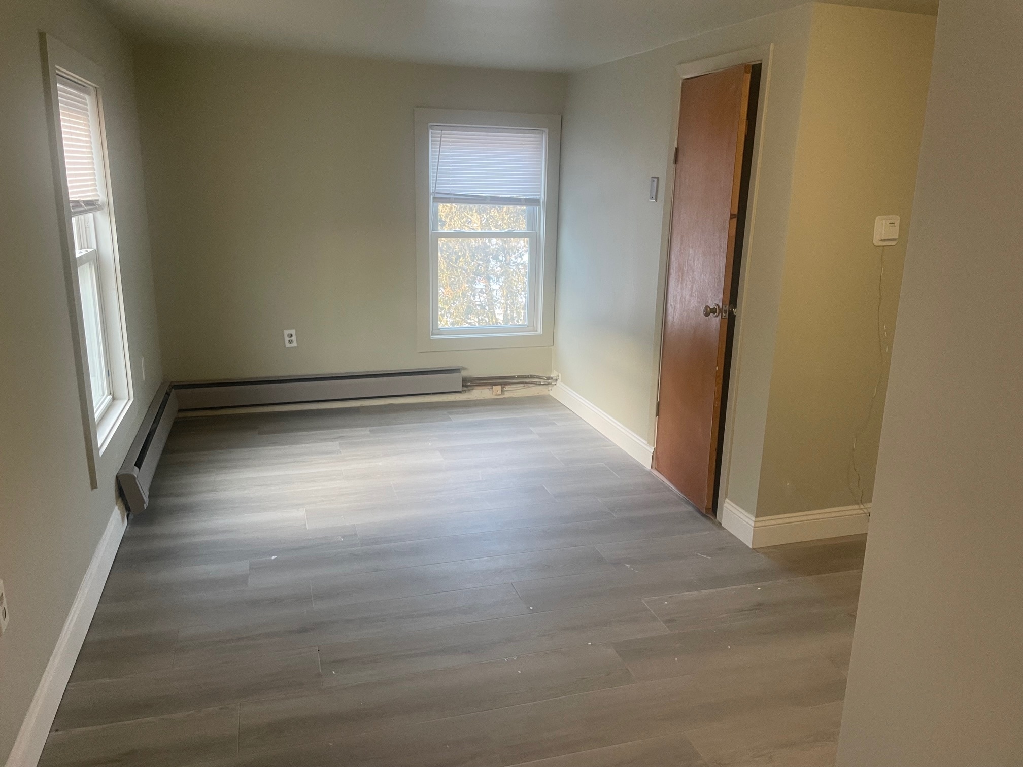 Building Photo - 20 Latham Ct