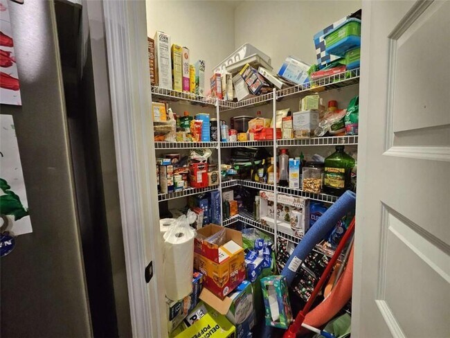 Building Photo - 4962 Zoya Ct