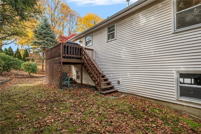 Building Photo - 40 Paolino St