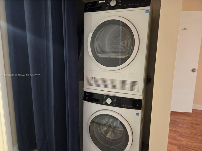 Building Photo - 13783 SW 66th St