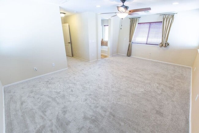 Building Photo - 1701 W Flamingo Dr