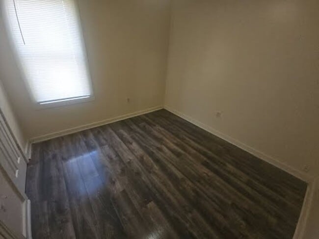 Building Photo - 2749 N 34th St