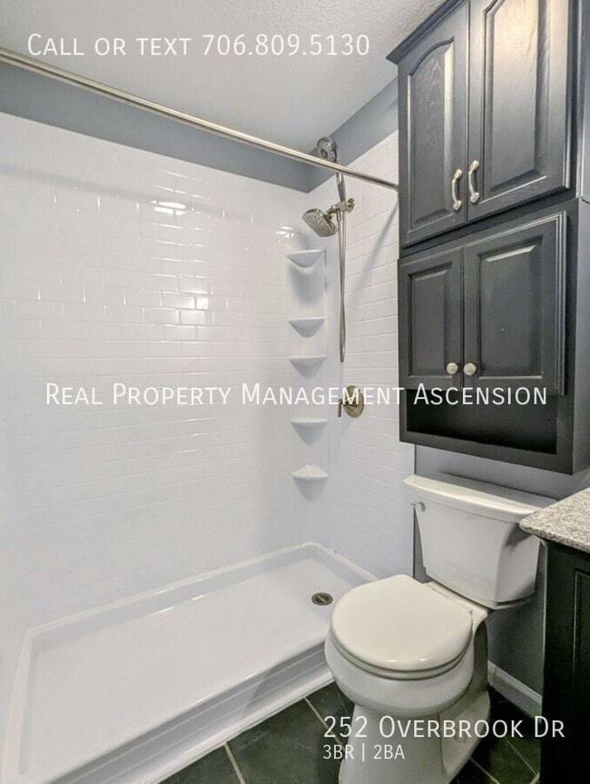 Building Photo - 252 Overbrook Dr