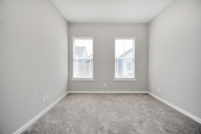 Building Photo - 8419 Berry Brush Ln