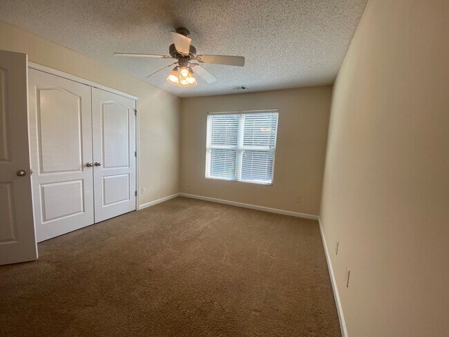 Building Photo - PRE-LEASING FOR AUGUST 2 2026 MOVE IN! 1/2 Off Deposit!