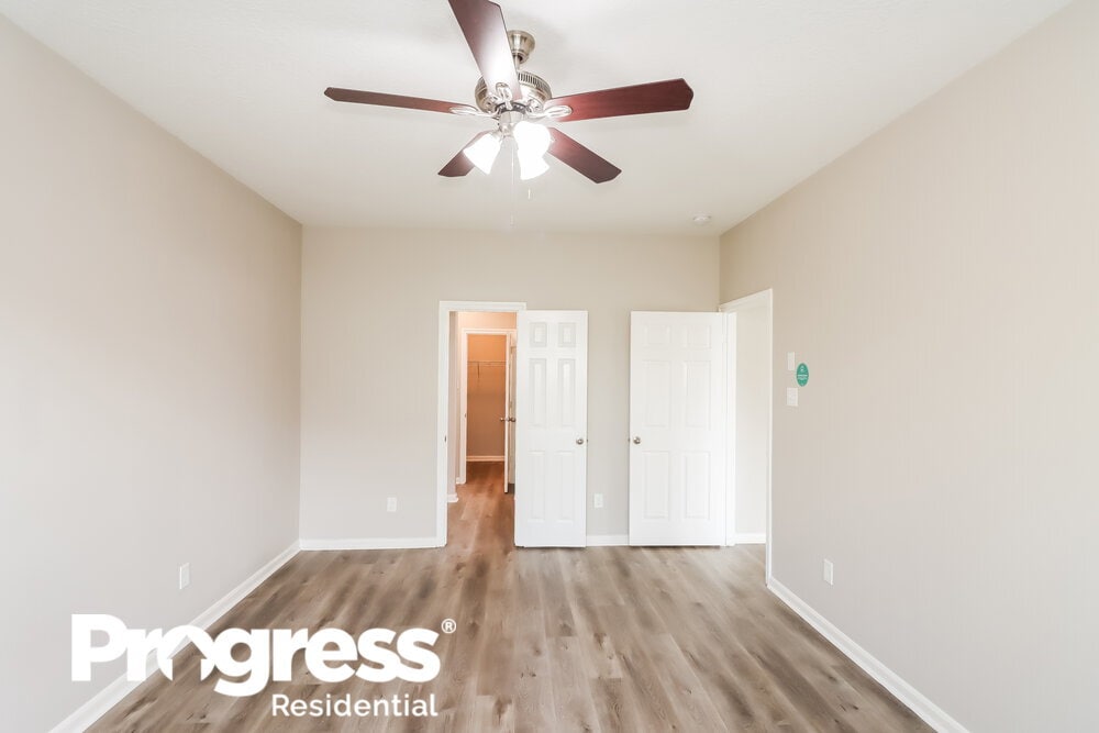 Building Photo - 974 Oak Falls Dr