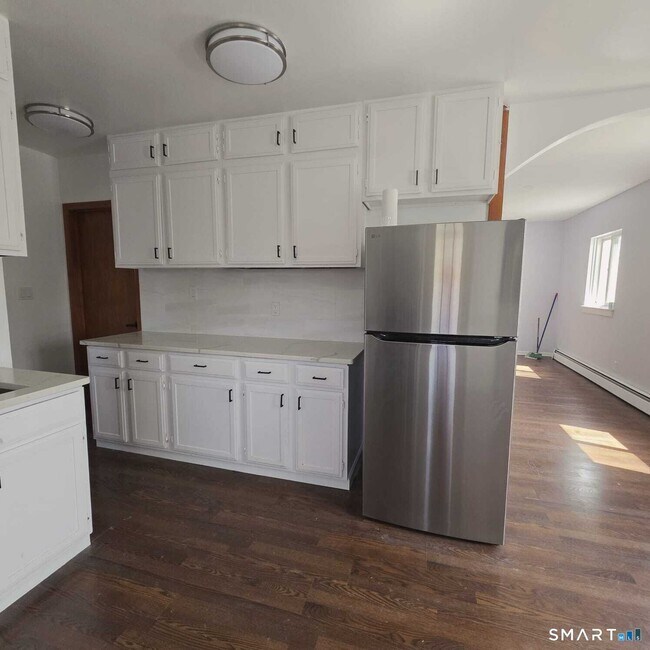 Building Photo - 124 Geddes Terrace