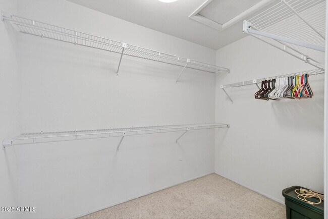 Building Photo - 13511 W Gemstone Dr