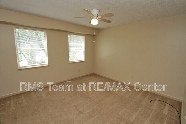 Building Photo - 1381 Omie Way